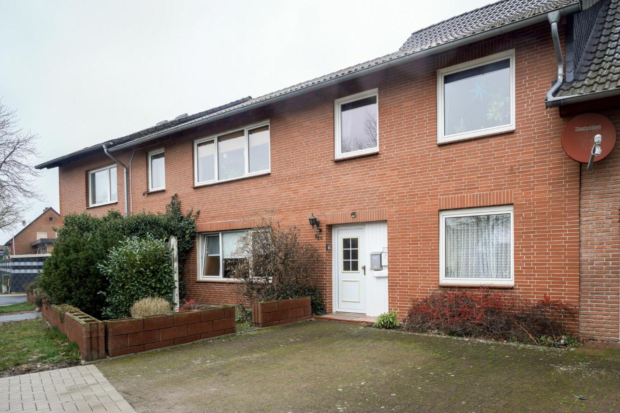 Smile Apartment Tiddische Exterior photo