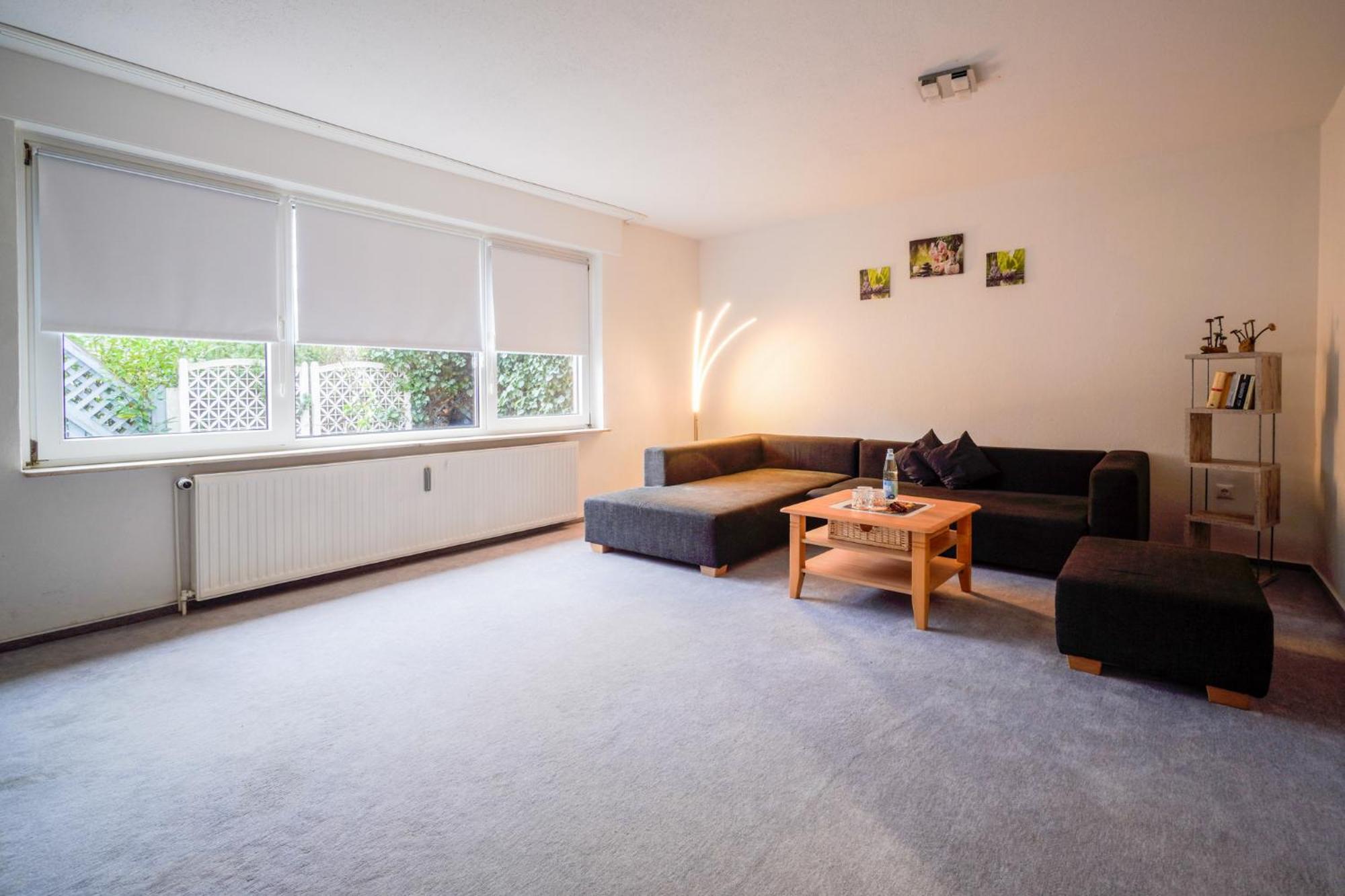Smile Apartment Tiddische Exterior photo
